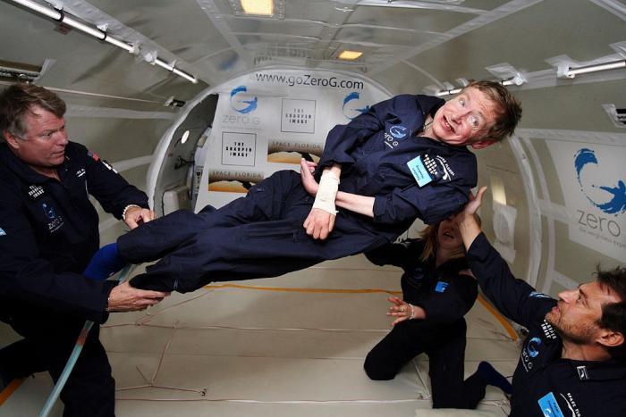 1024px-Physicist_Stephen_Hawking_in_Zero_Gravity_NASA.jpg