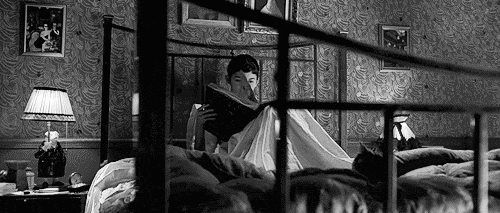 reading-in-bed.gif
