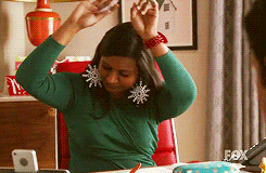 mindy-project-kaling-dancing.gif