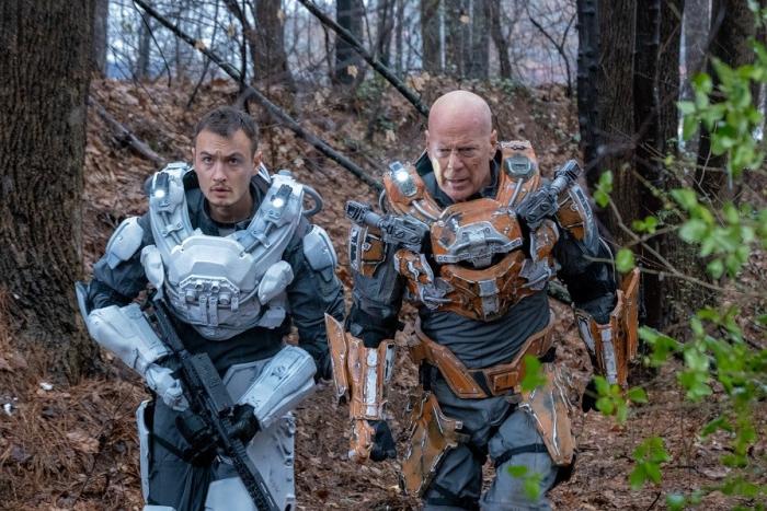 Cosmic Sin' Review: Frank Grillo And Bruce Willis Commit 'Cosmic Sin' In  Sci-Fi Dumpster Fire