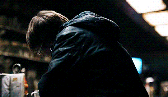 Tumblr_l_906905447331019.gif
