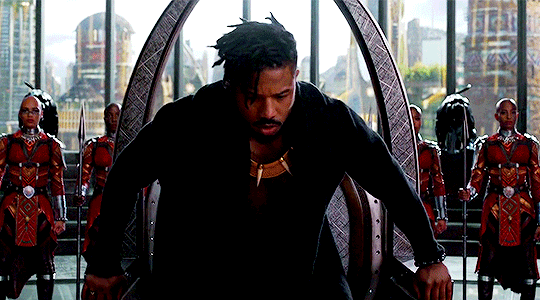 Erik-Killmonger-Black-Panther-2018-black-panther-43054018-540-300.gif