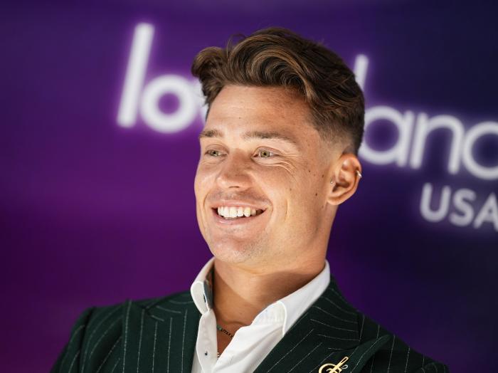 AaronEvansTheTraitorsUKLoveIslandUSA.jpg