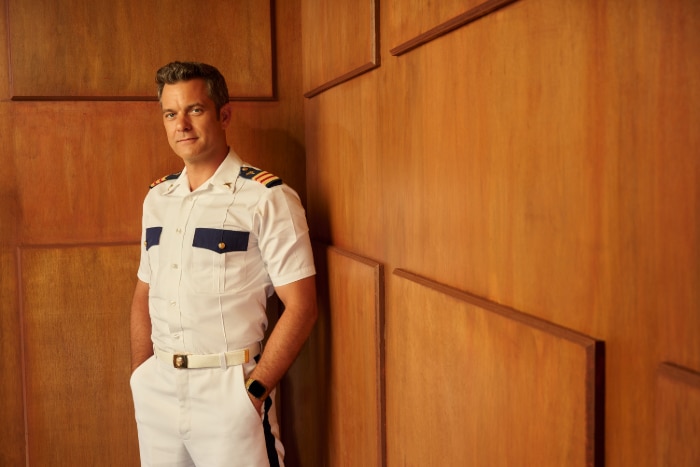 Joshua Jackson Dr Max.jpg