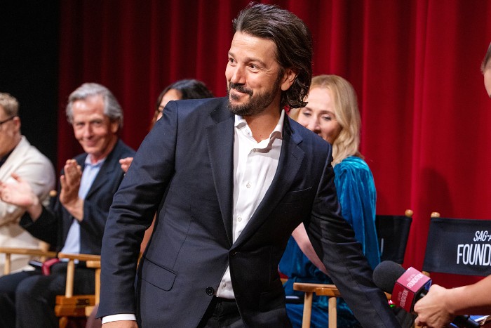 diego-luna-conan-obrien.jpg