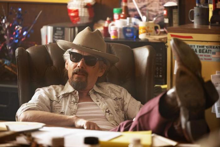 The Lowdown episode 8.jpg