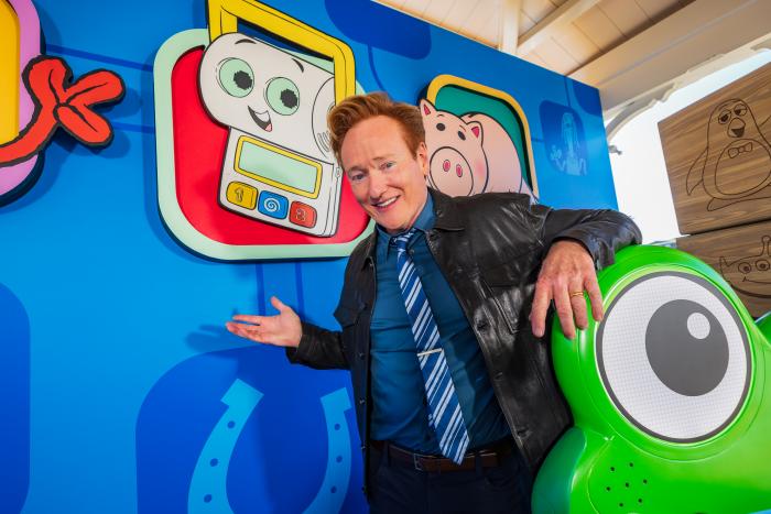 Come Watch Conan O’Brien Play With Himself on His Podcast