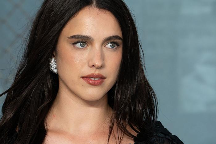 Can Someone Get Margaret Qualley a Real Pair of Shoes?